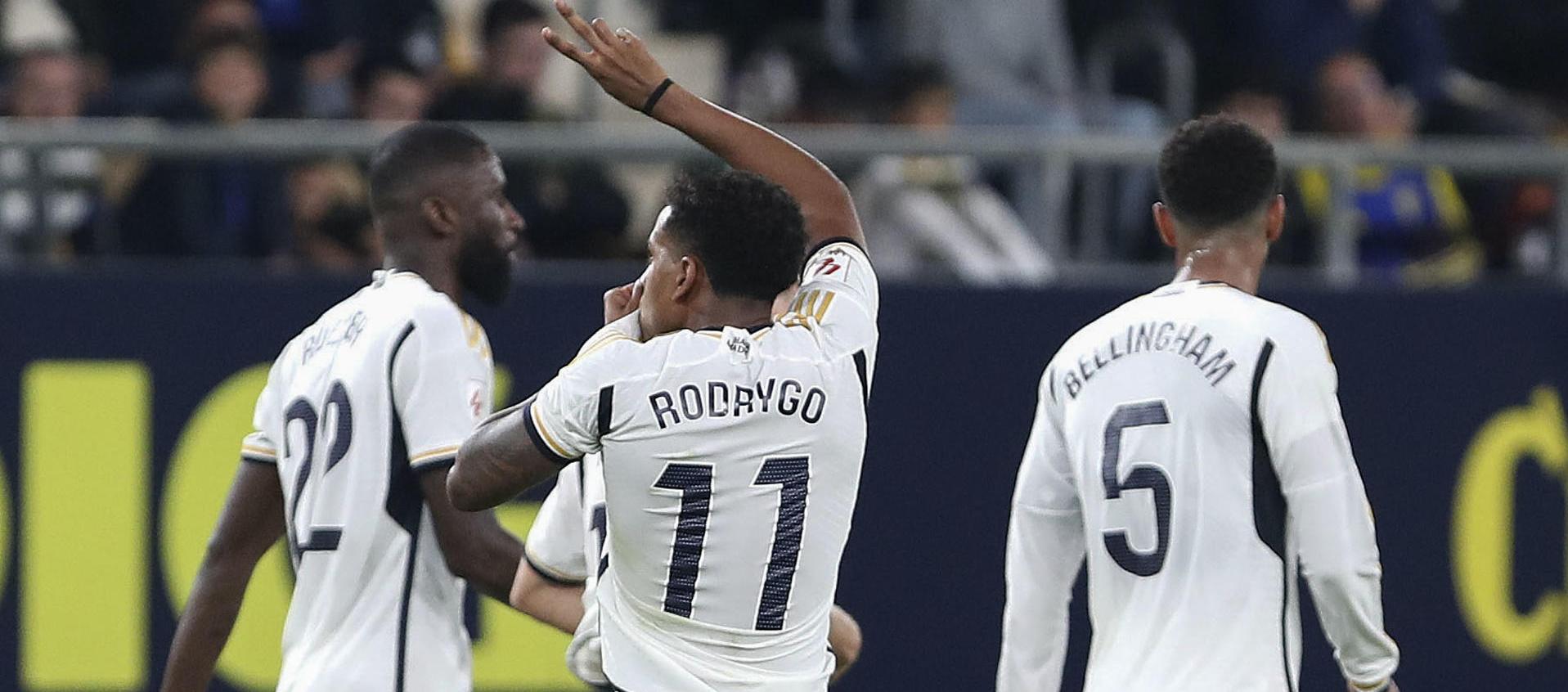 Rodrygo fue la gran figura de la noche con dos goles.
