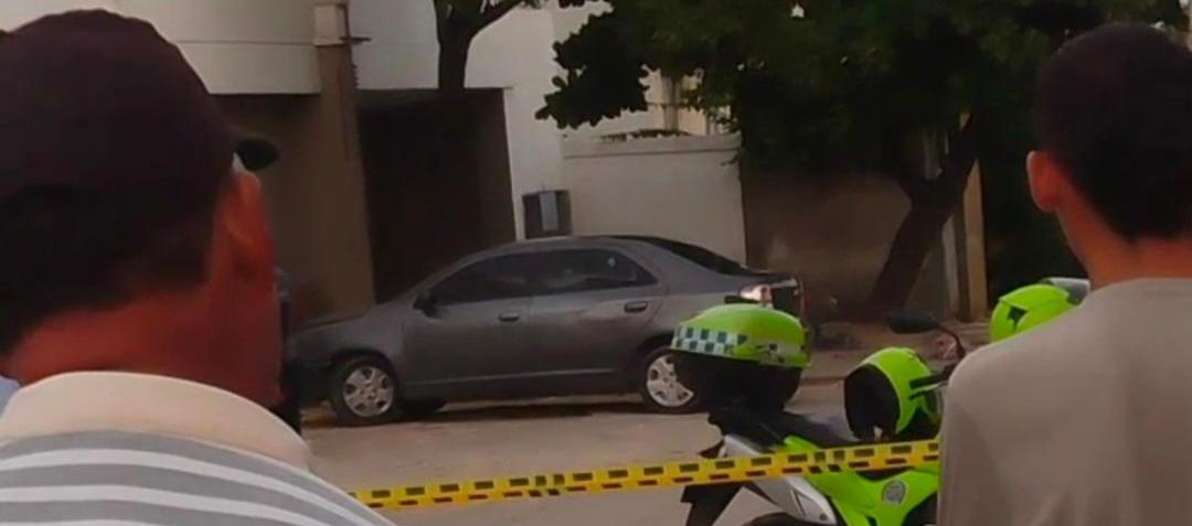 Vehículo donde fue asesinado el joven