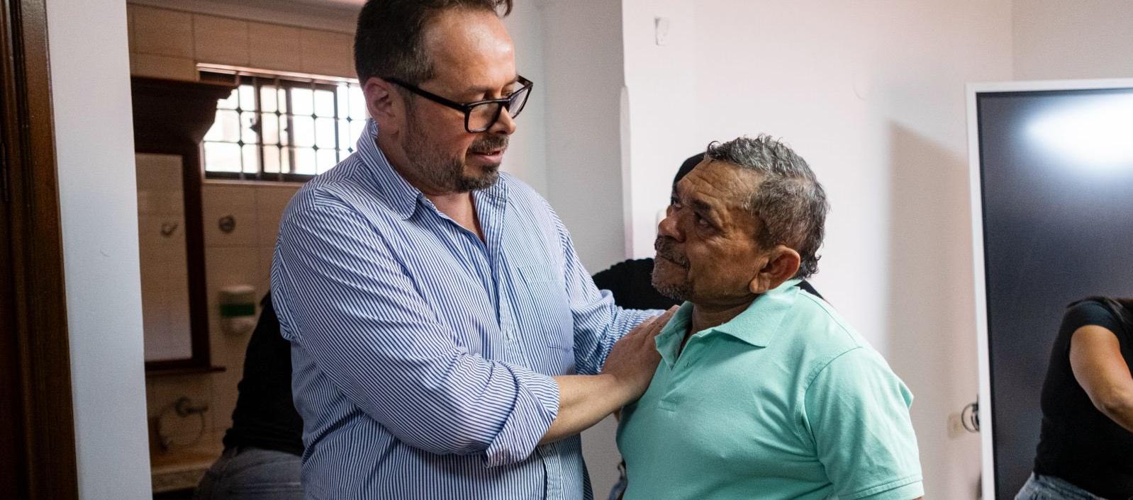 Carlos Ruiz, representante Especial del Secretario General de la ONU en Colombia, y Luis Manuel Díaz
