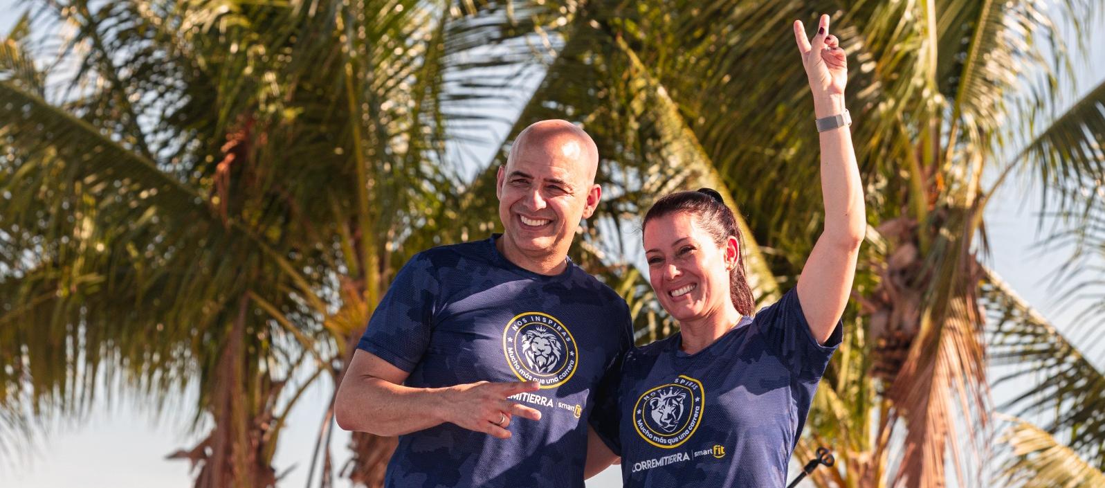 Los esposos Jorge Orozco y Cristy Martínez, fundadores de 'Corre Mi Tierra'.