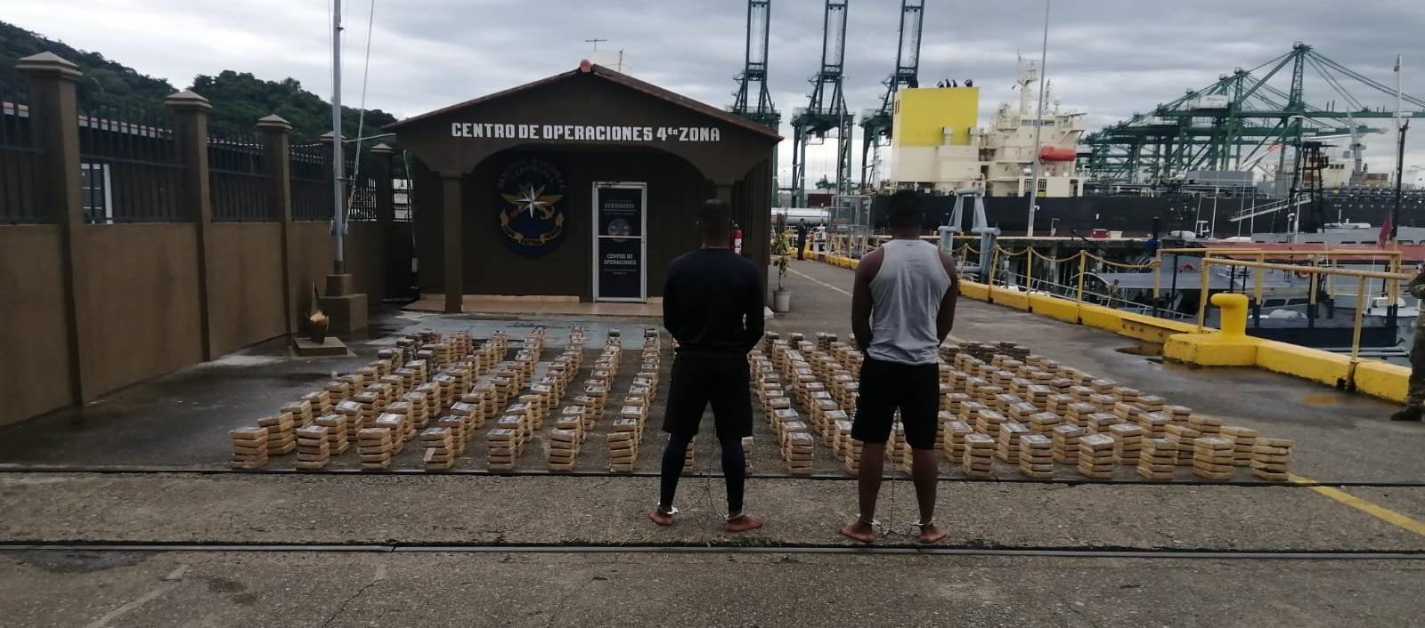 Las autoridades panameñas lograron la captura de dos colombianos en una operación antinarcótica.