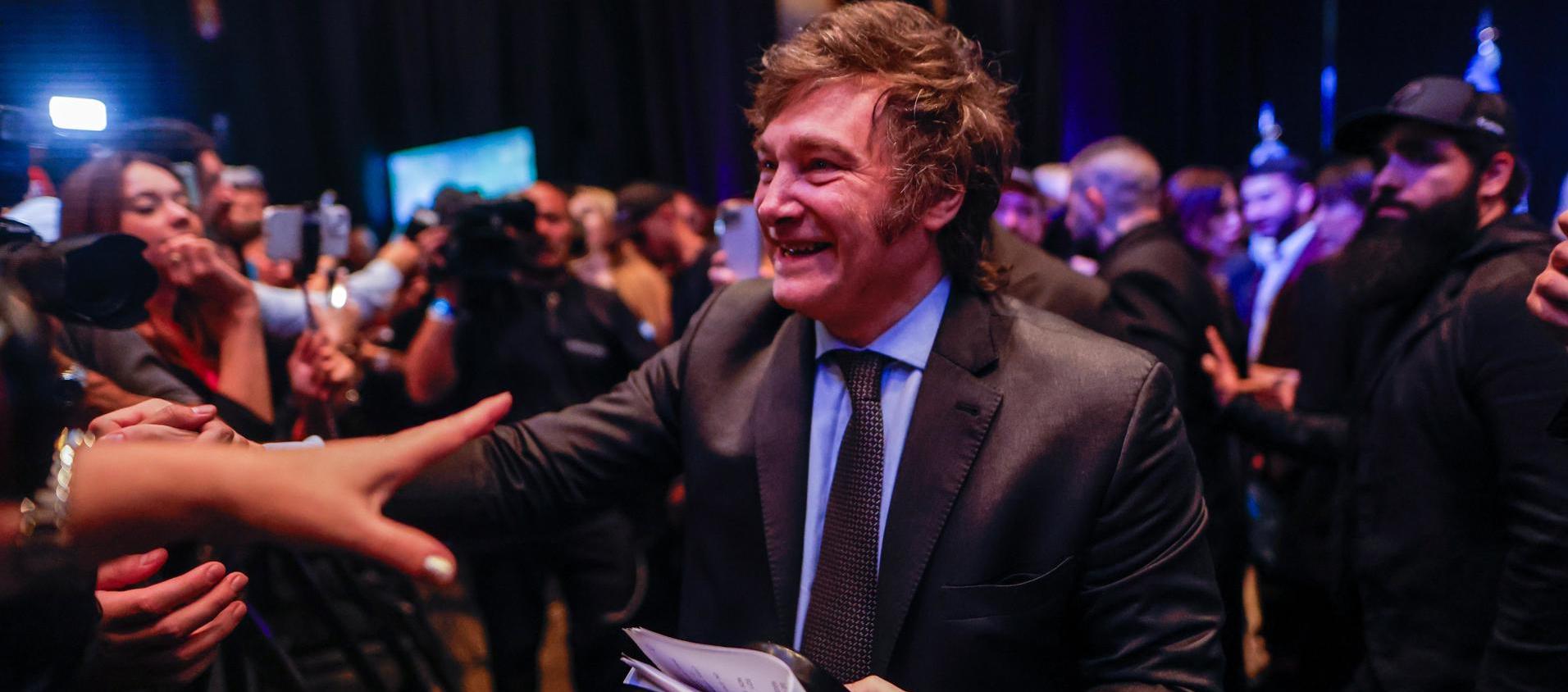 Javier Milei, minutos antes de dirigirse a los argentinos esta noche