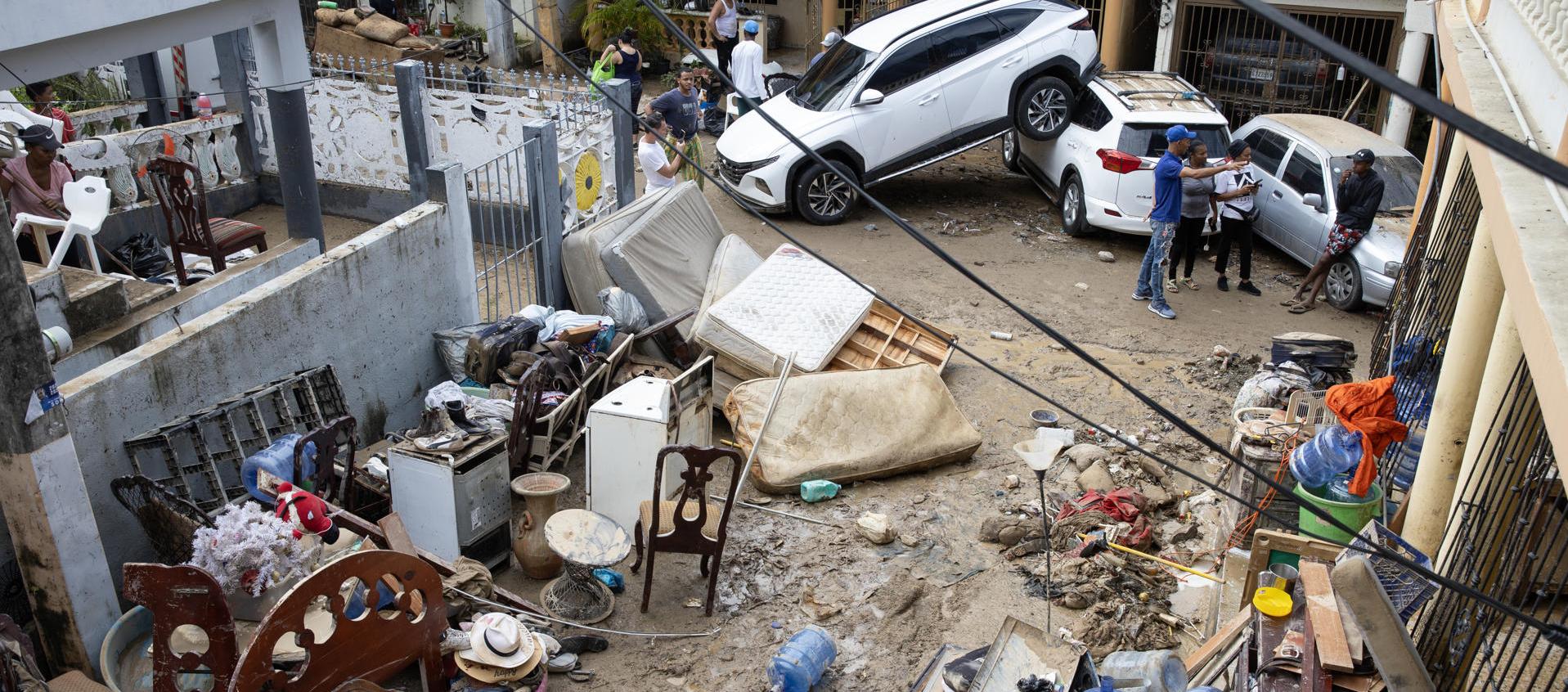 Uno de los sectores residenciales de Santo Domingo devastado por las inundaciones