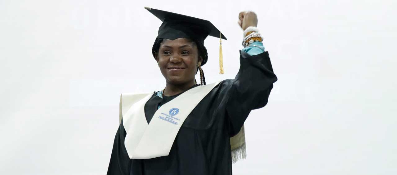 Francia Márquez, Vicepresidenta de la República, luego de recibir el Doctorado Honoris Causa en Educación por la Universidad Pedagógica Nacional.