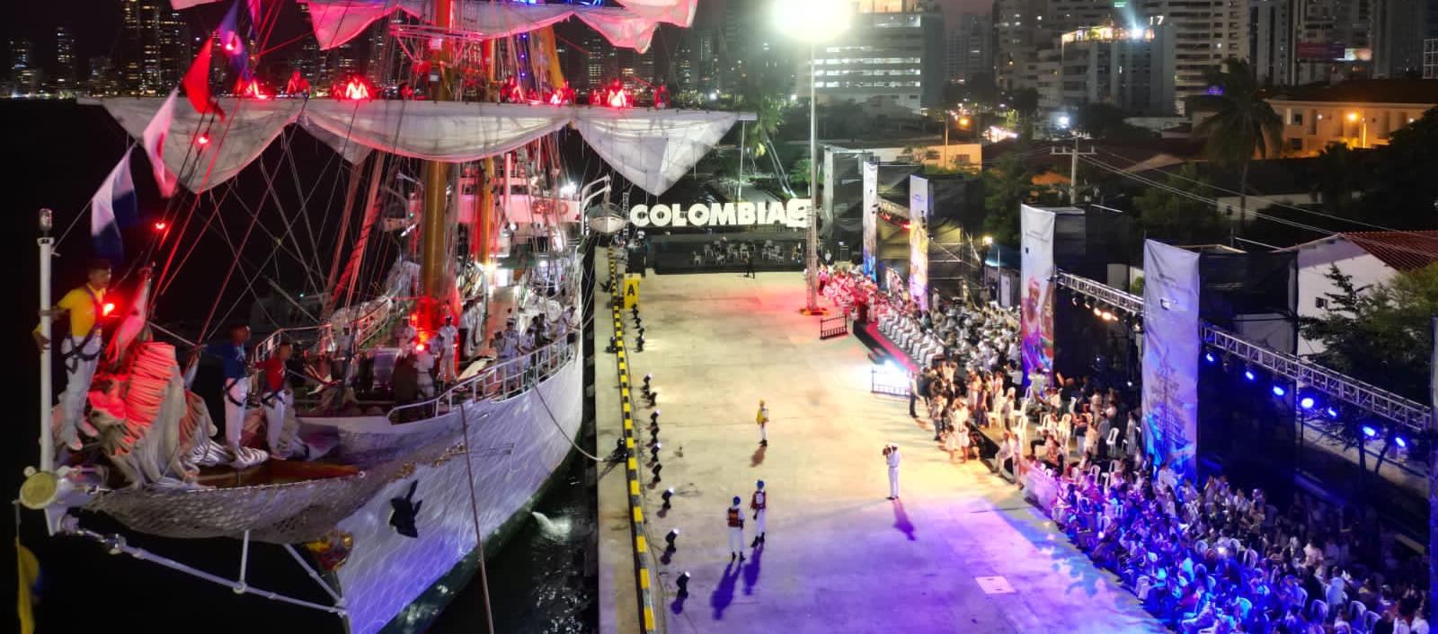 Buque Escuela ARC Gloria