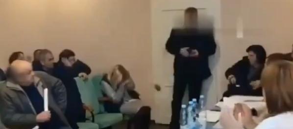 Imagen del ataque del concejal.