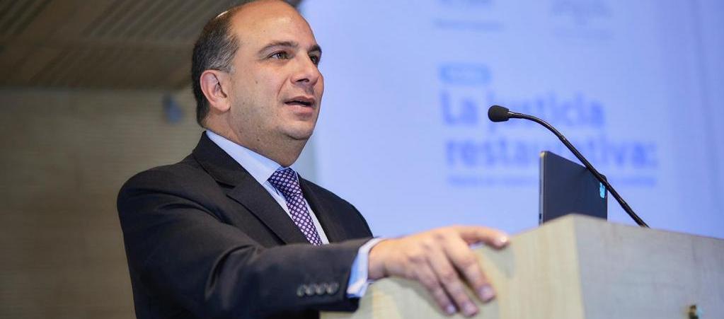 Carlos Camargo, Defensor del Pueblo. 