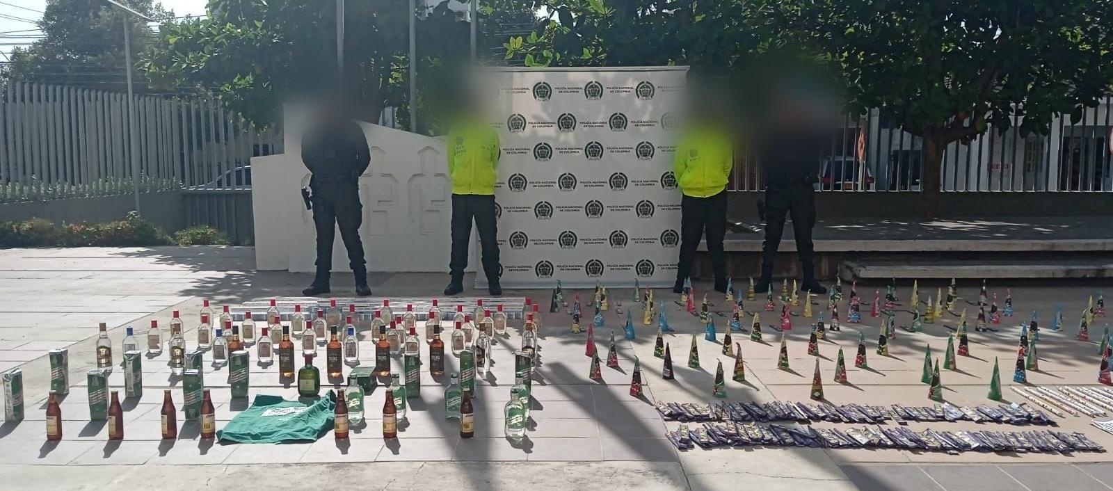  Licor adulterado y pólvora decomisada en Cartagena.