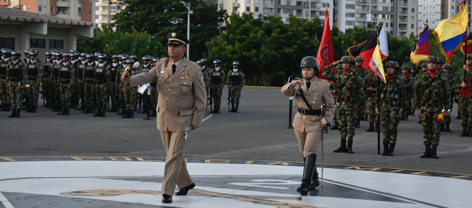 El señor general Óscar Iván Campo durante la ceremonia.