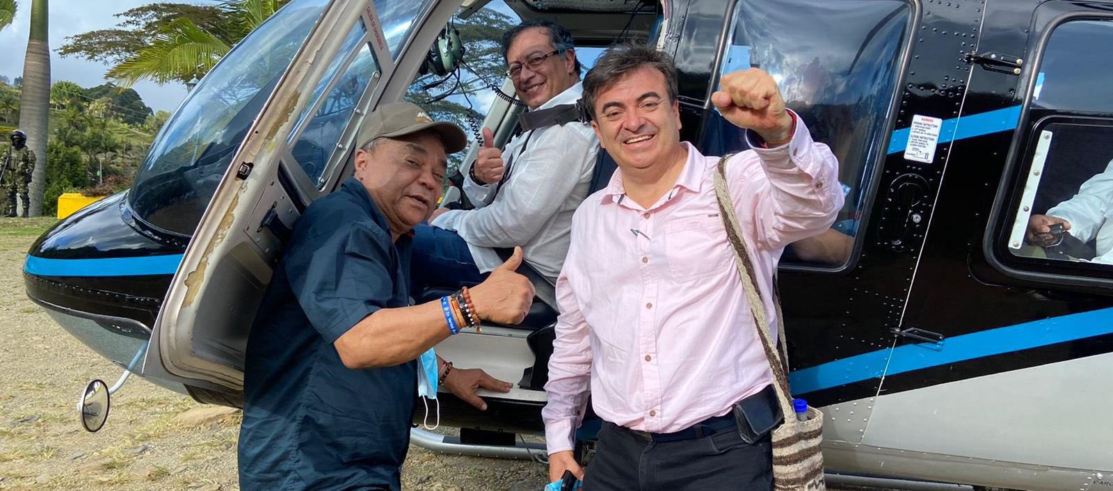 Olmedo López, acompañado del Presidente Gustavo Petro