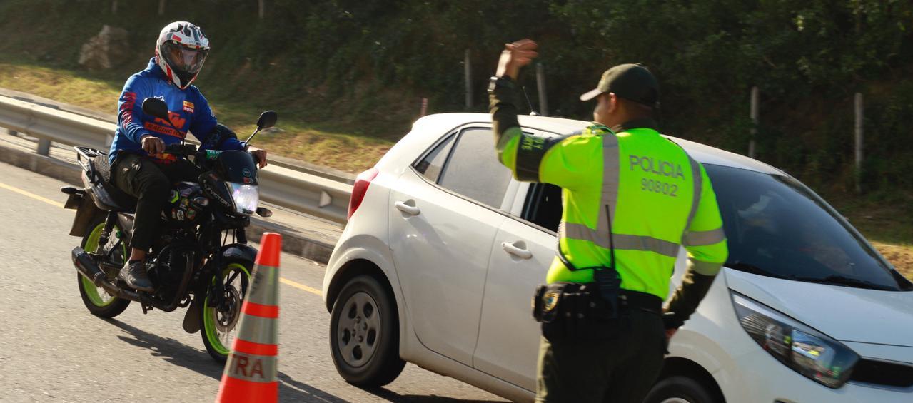 Operativo de control de la Policía de Tránsito en Caribe Verde. 