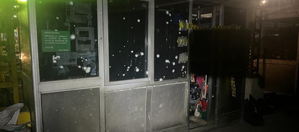 Peaje Boquerón luego del atentado.