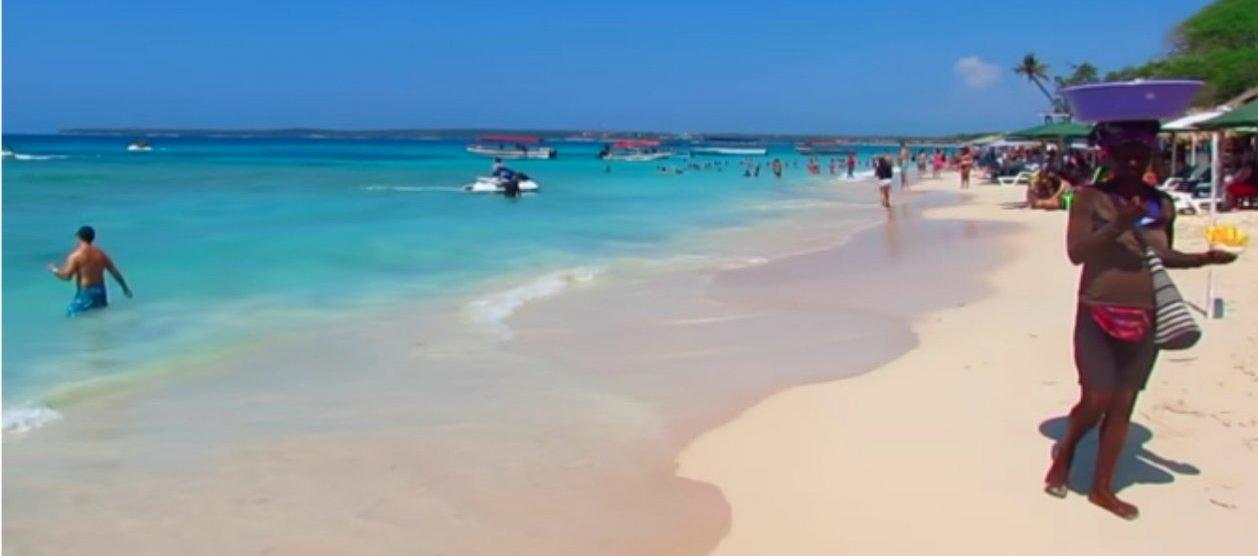 Los extranjeros solo debían pagar 70 mil pesos.