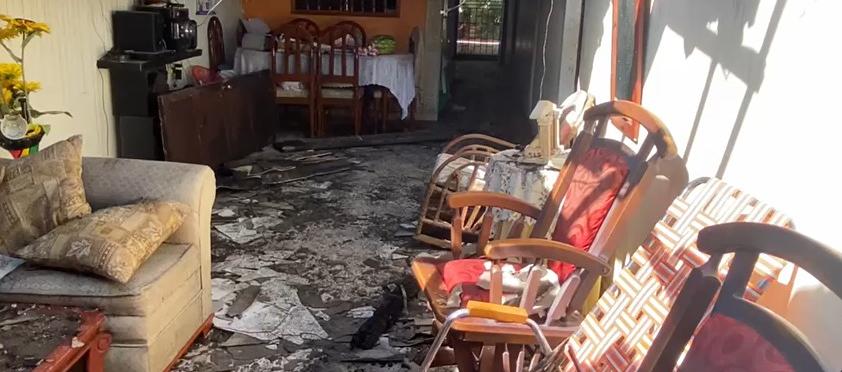 Así quedó la vivienda tras el incendio. 