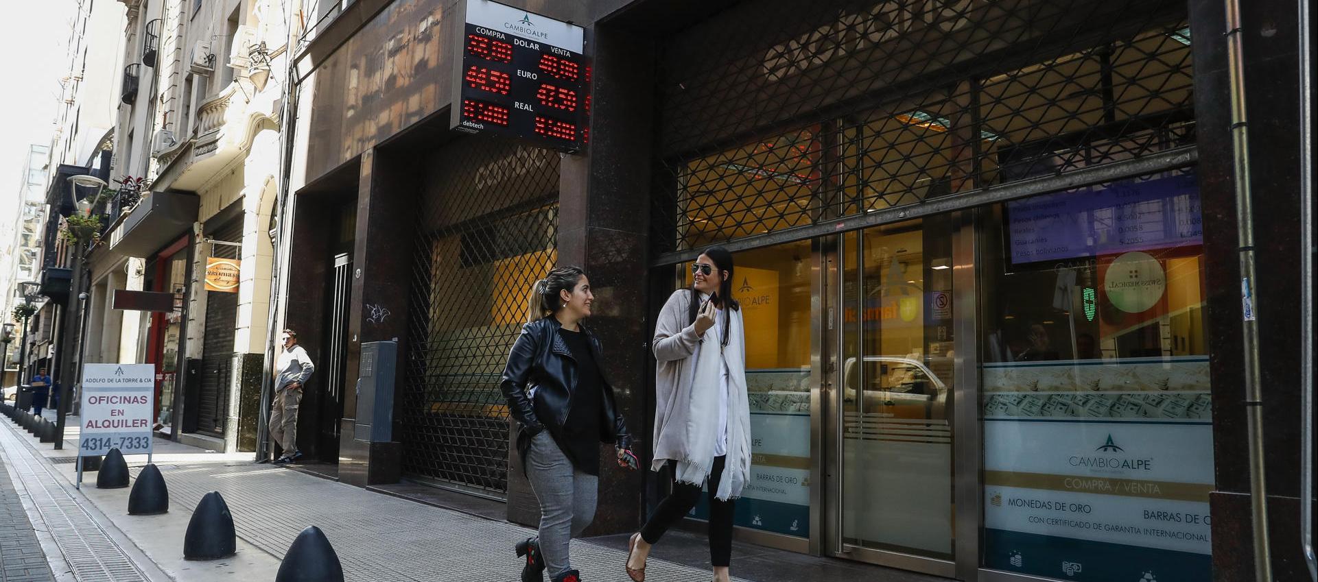 Imagen de archivo de una casa de cambio en Buenos Aires