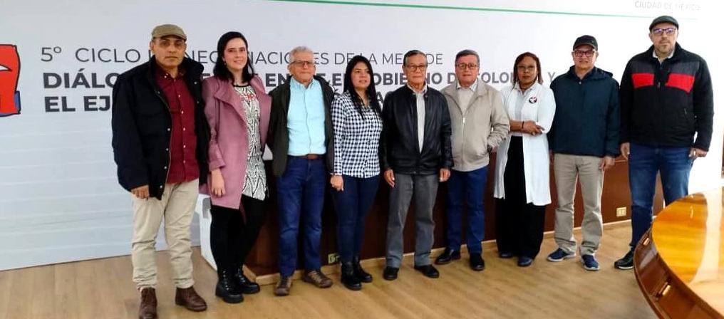 La delegación del ELN este lunes en México.