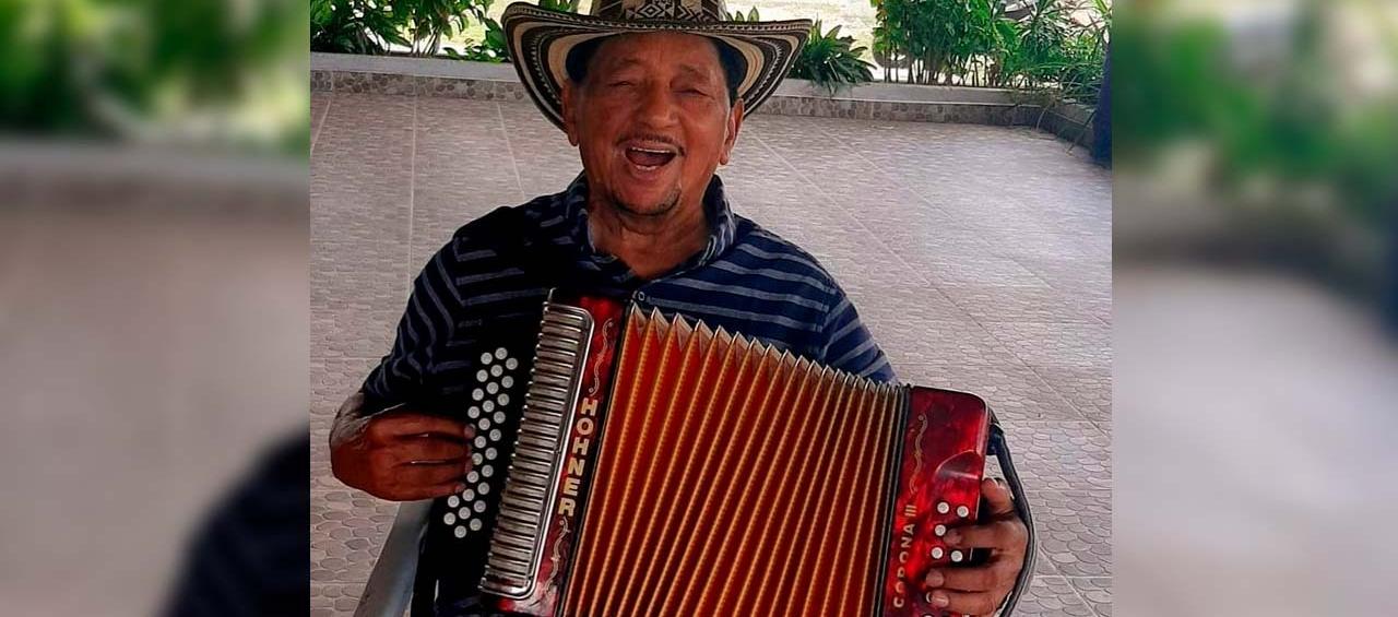 El maestro Lisandro Meza