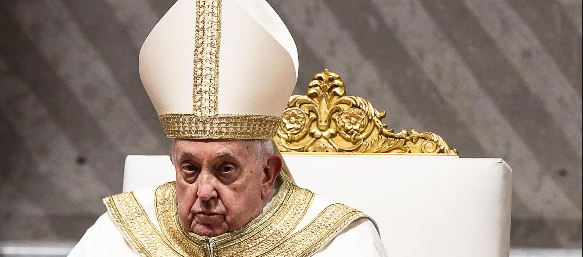 El papa Francisco ofició la última misa del año.