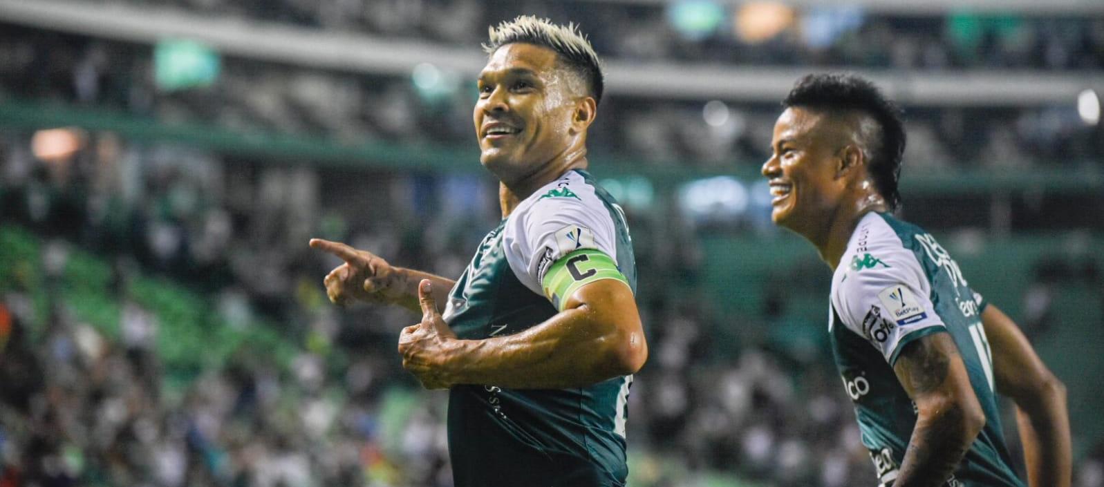 Téofilo Gutiérrez recibió cuatro fechas de suspensión.