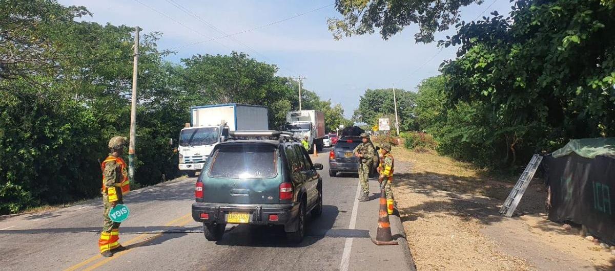 El Ejército instaló puestos de control en las vías