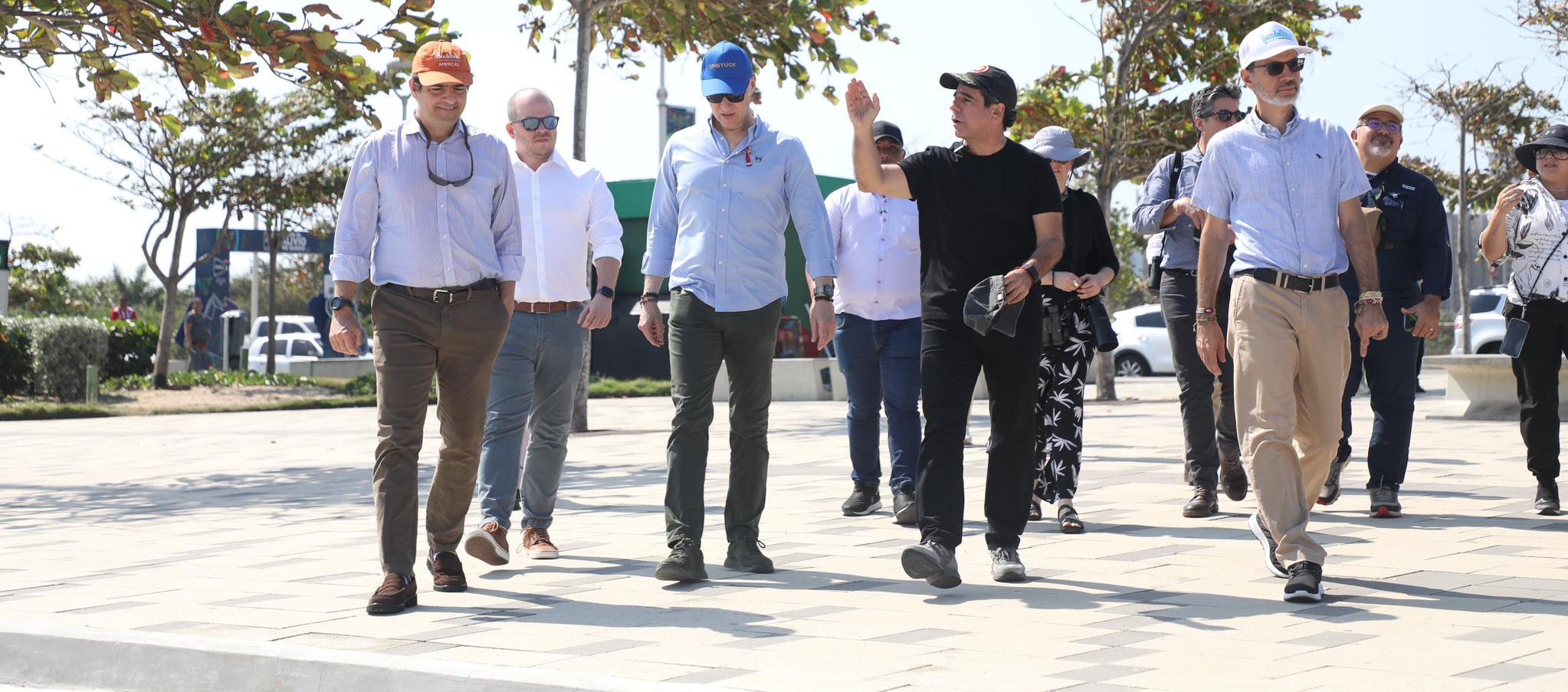 El Alcalde Alex Char con miembros Audubon Américas.