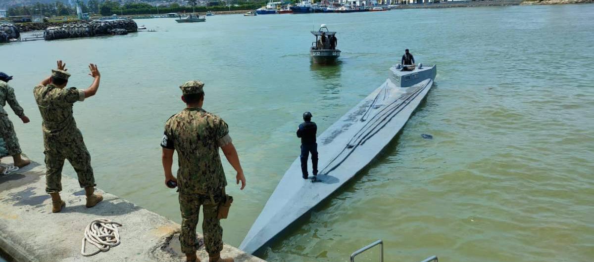 Colombianos detenidos en Ecuador.