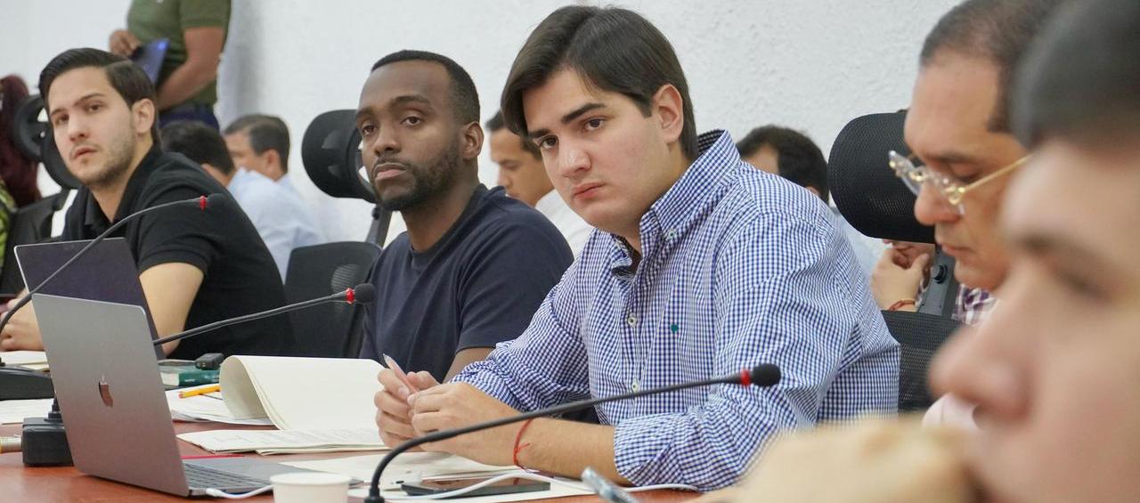 Los concejales Estefanel Gutiérrez, Juan David Abisambra y Santiago Arias.