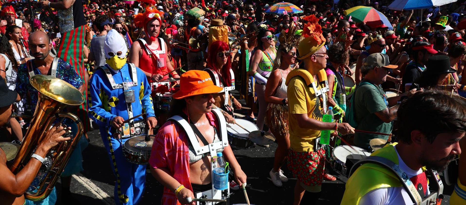 Desfile callejero en Río de Janeiro. 