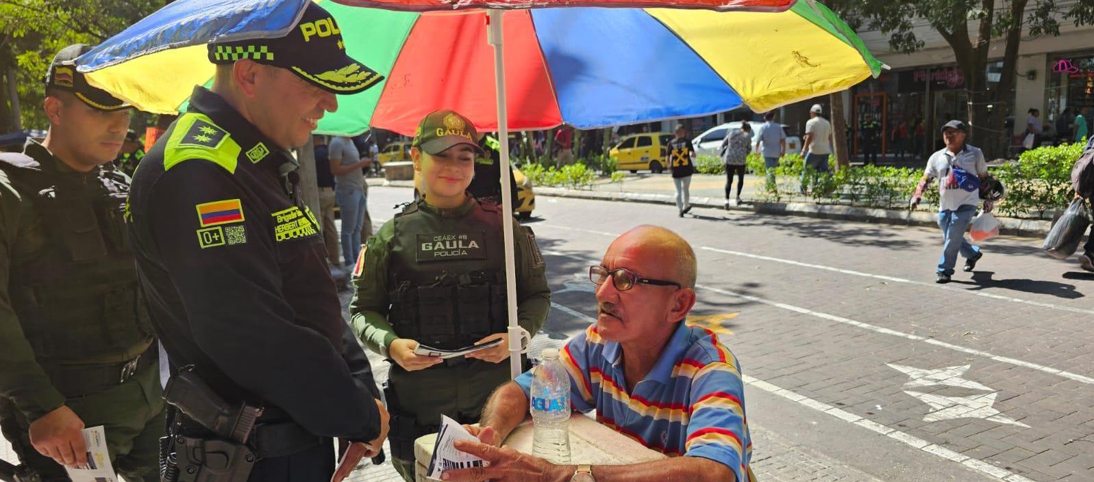  El general Herbert Benavidez Valderrama, en el Centro de Barranquilla
