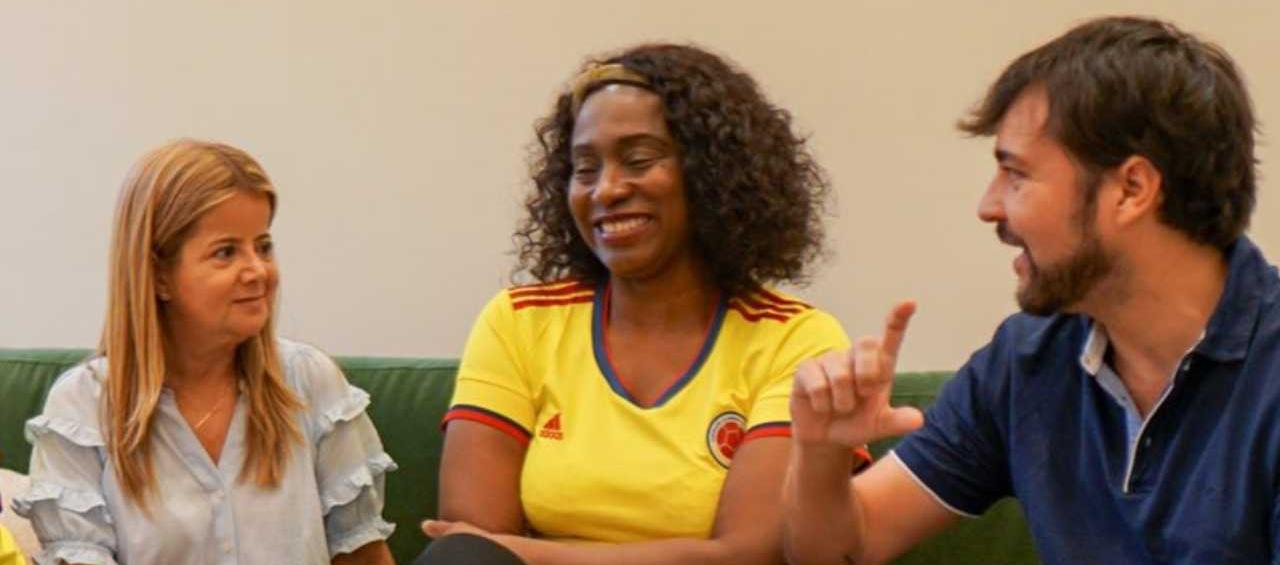 Elsa Noguera con María Isabel Urrutia y Jaime Pumarejo.