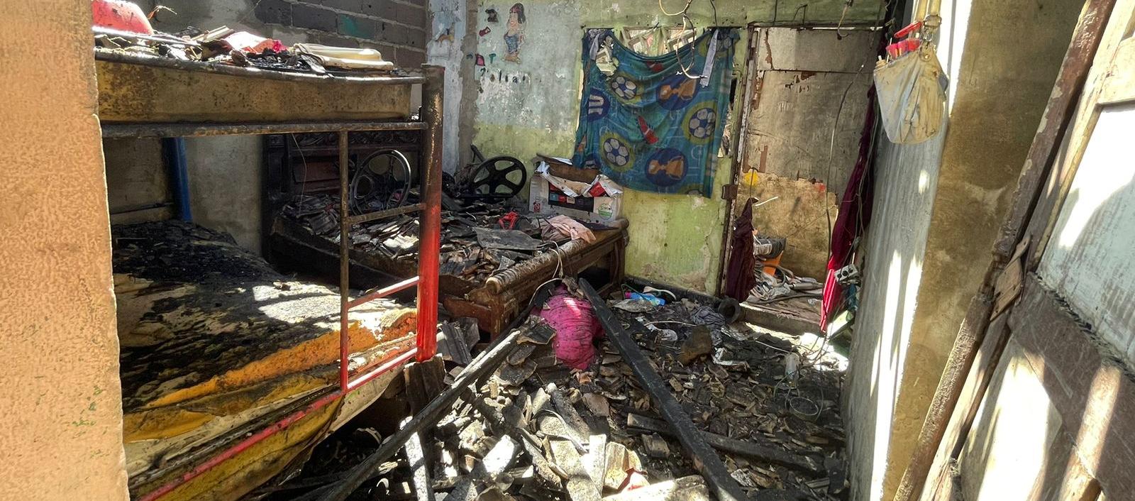 Tres viviendas resultaron incineradas. 