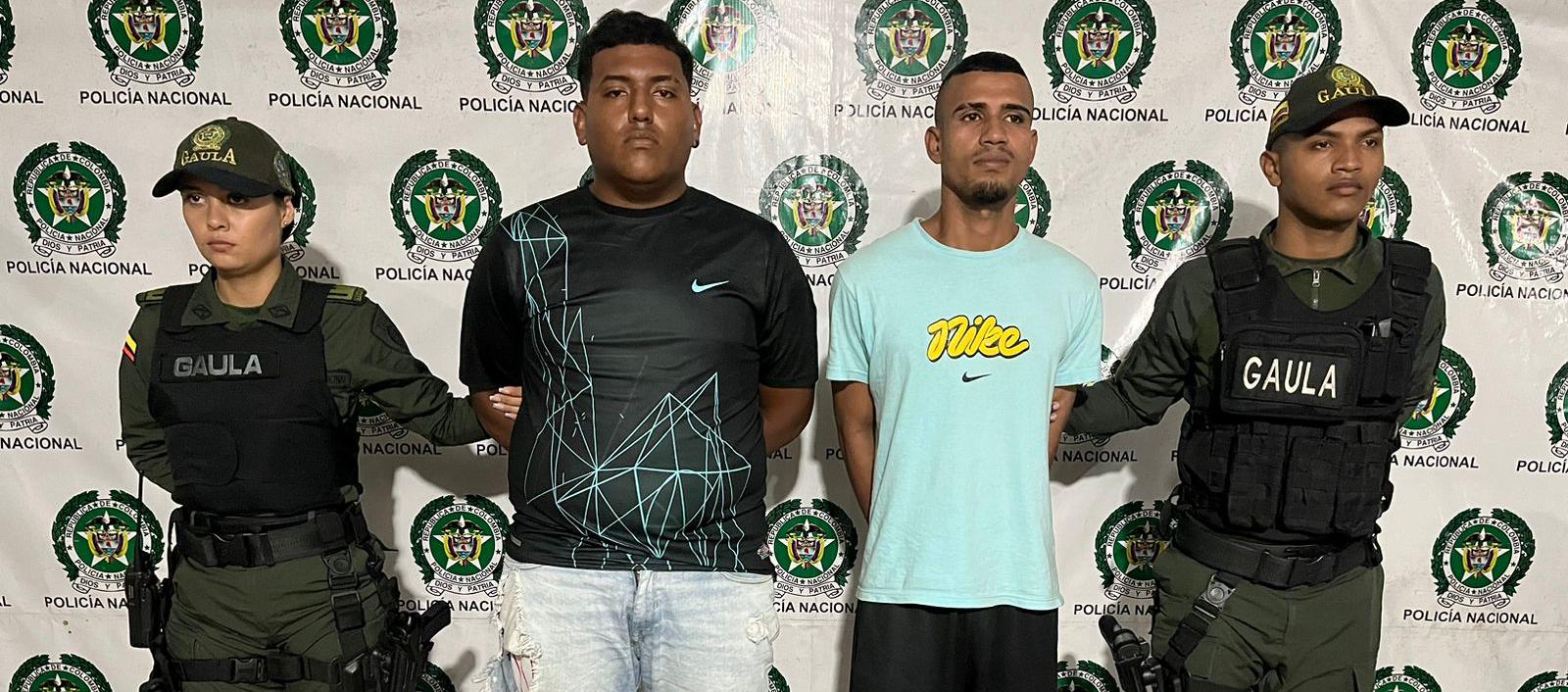 Los dos presuntos 'Costeños' capturados por el Gaula. 