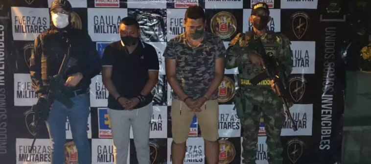 Los dos policías condenados. 