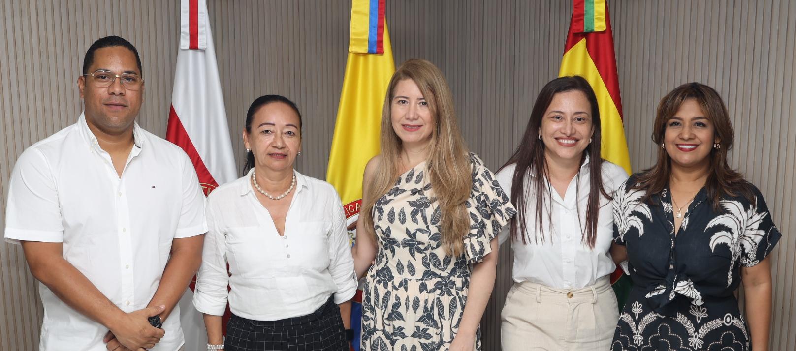 Leyton Barrios (esquina izquierda) asumirá el cargo departamental. 