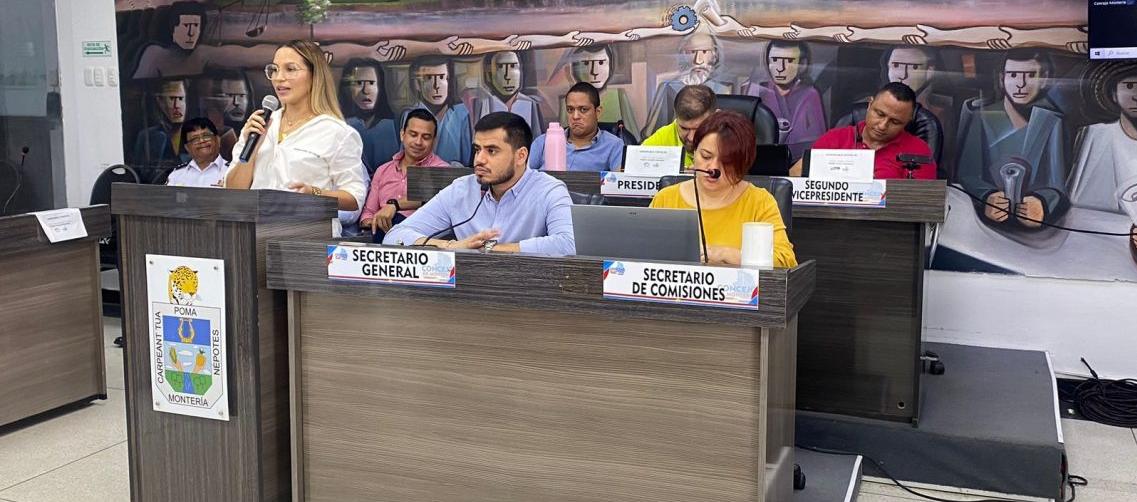 La Secretaria de Salud de Montería, Paula Gutiérrez, en el recinto del Concejo