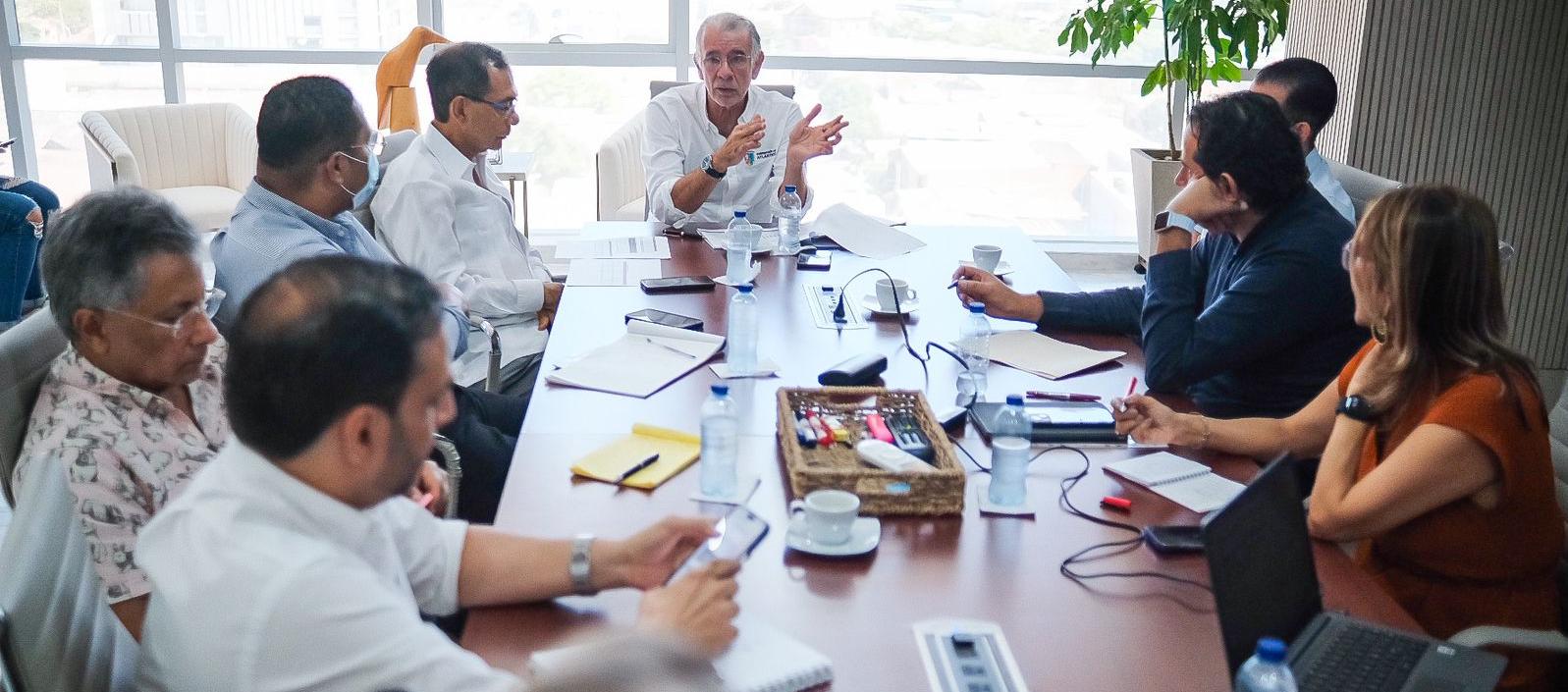 La reunión entre el gobernador Verano y representantes de universidades