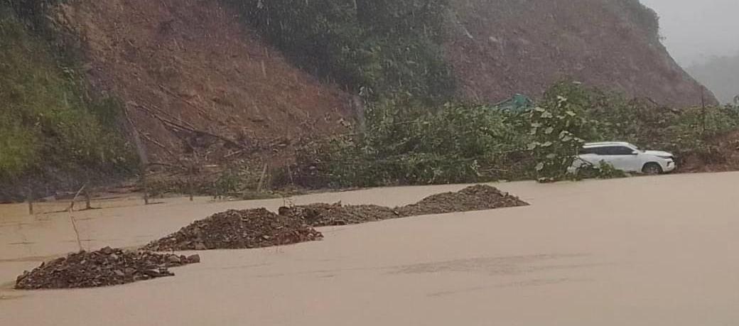 La tragedia ocurrió en el kilómetro 17 de la vía Quibdó-Medellín
