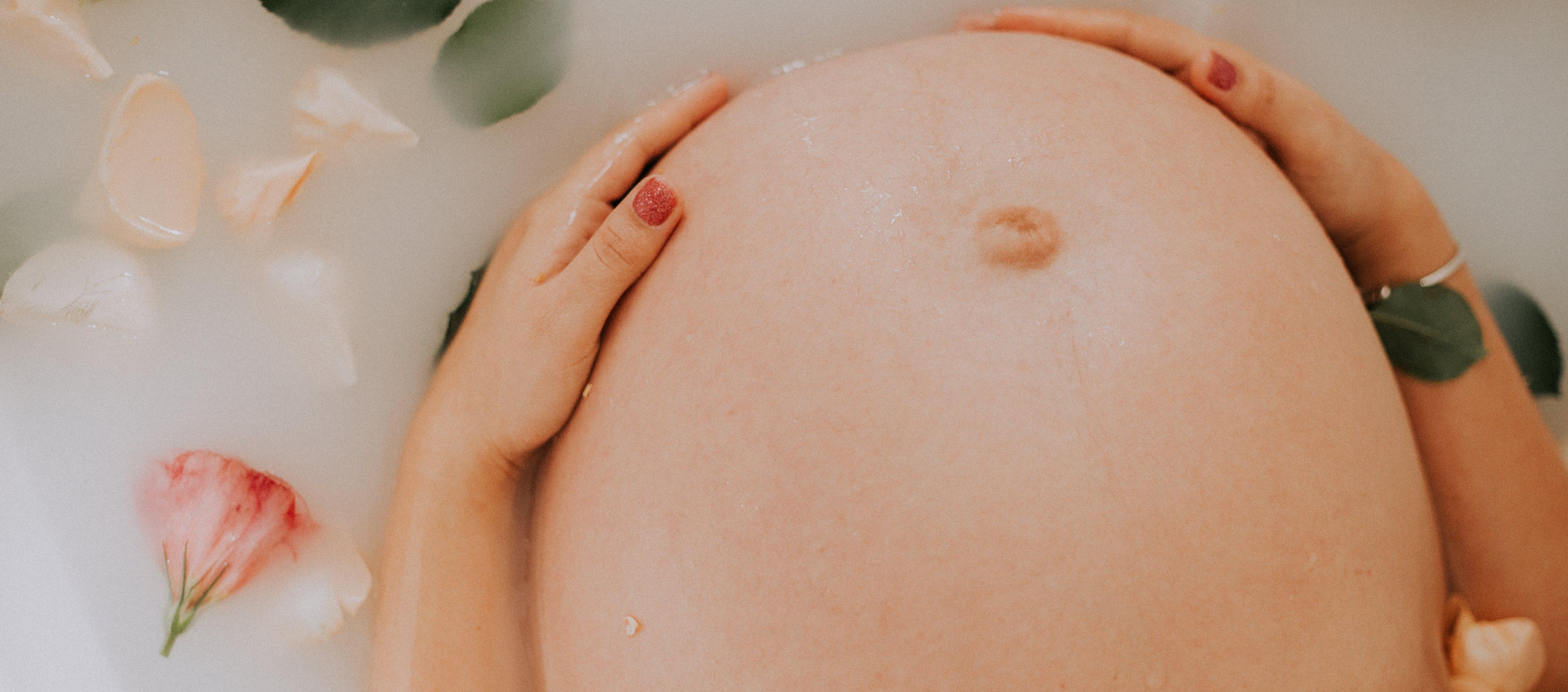 Las agencias que ofrecen estos programas en Colombia tienen precios  que oscilan entre los 50.000 y los 105.000 dólares 