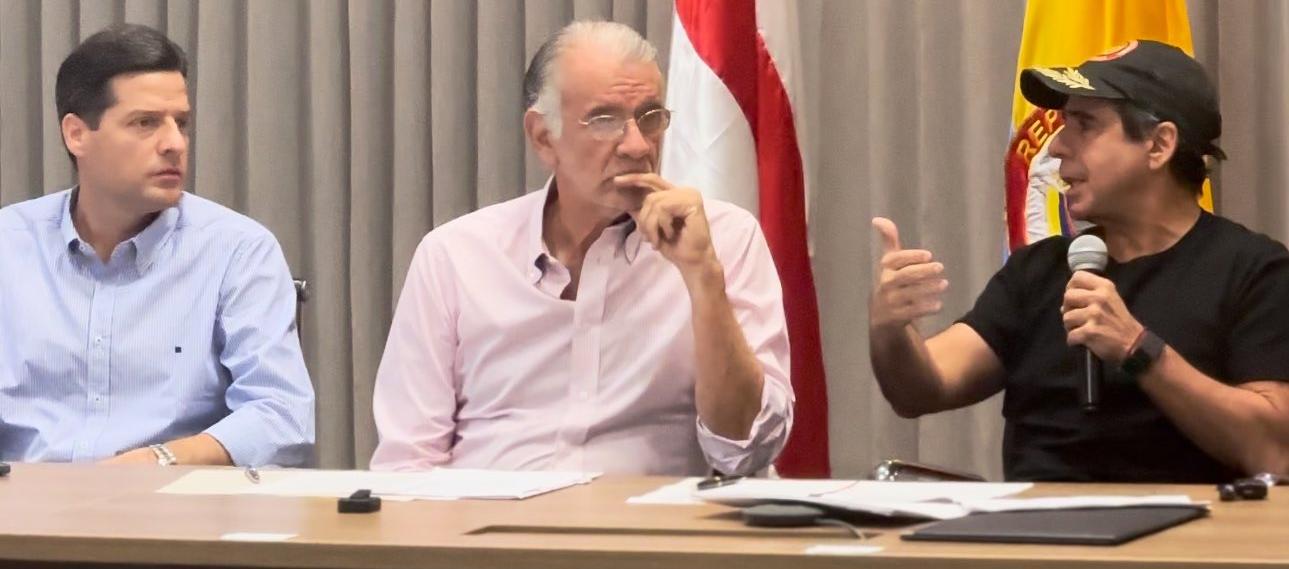 El senador Mauricio Gómez, el gobernador Eduardo Verano y el alcalde Alex Char