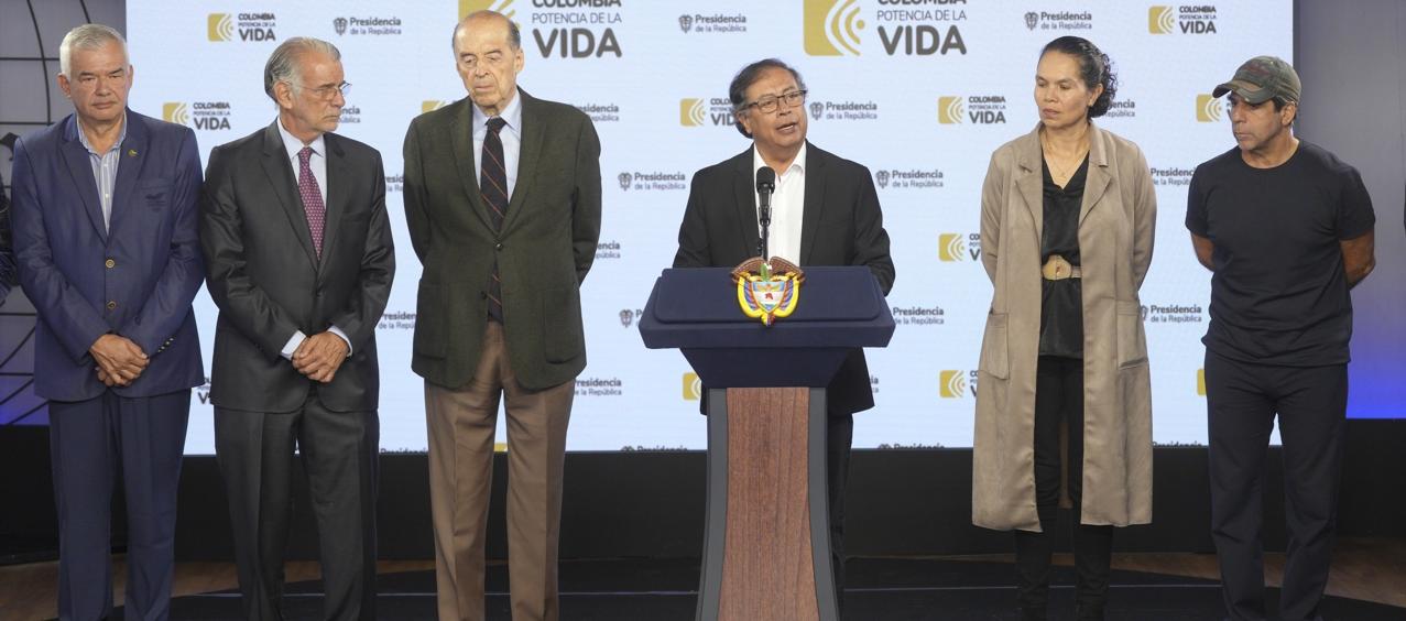 Gustavo Petro en su alocución del martes en donde manifestó que tenía listos los 8 millones de dólares para girarlos a Panam Sports.