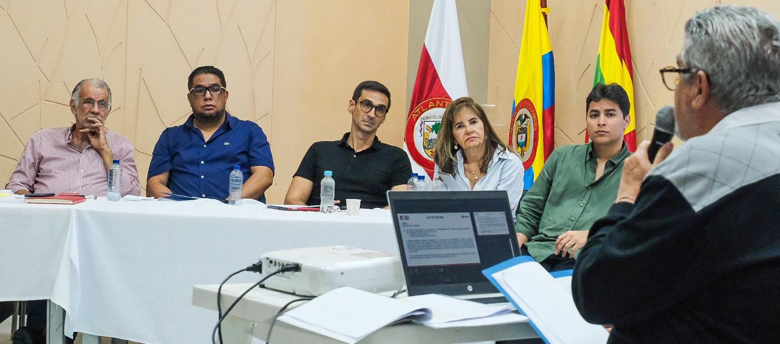 Eduardo Verano, Plino Cedeño, José Luque y los diputados Lourdes López y Camilo Torres