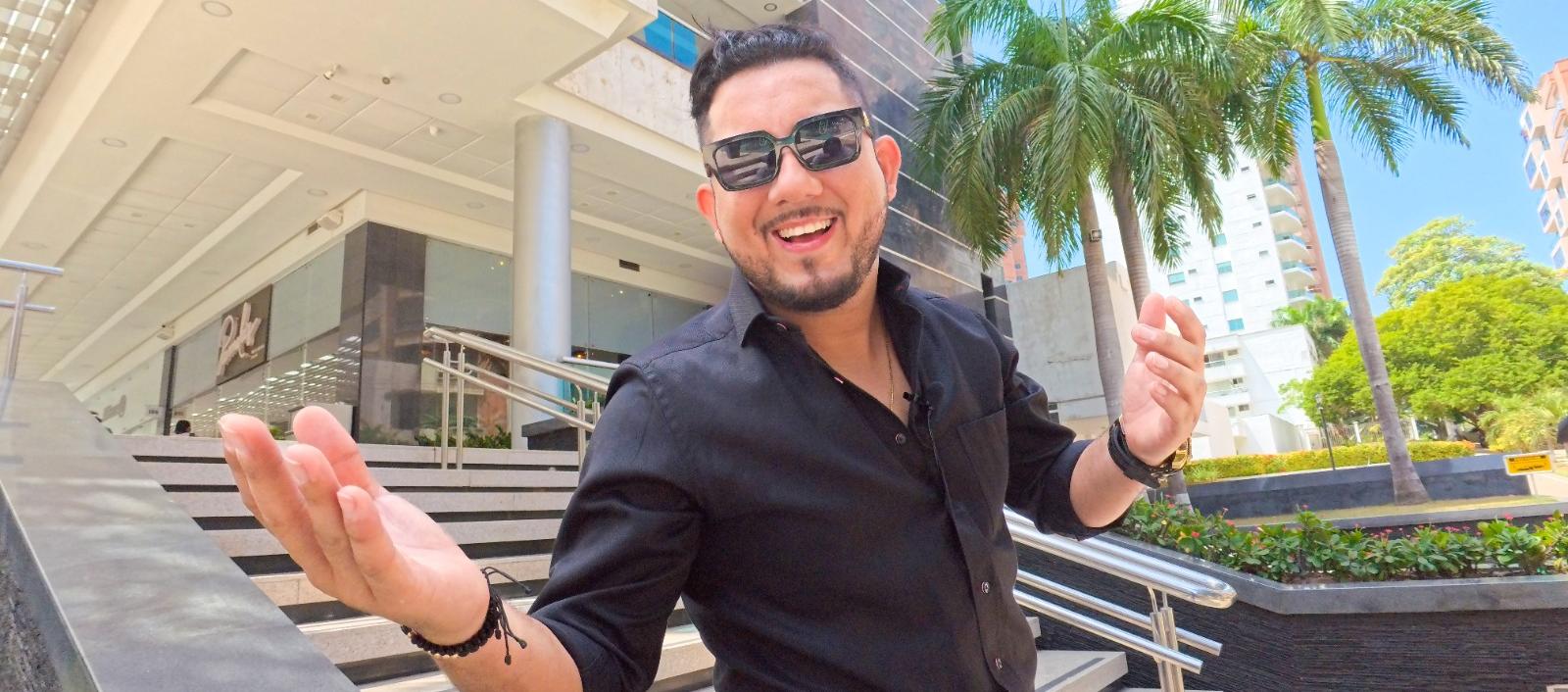 Andy Henríquez, cantante.