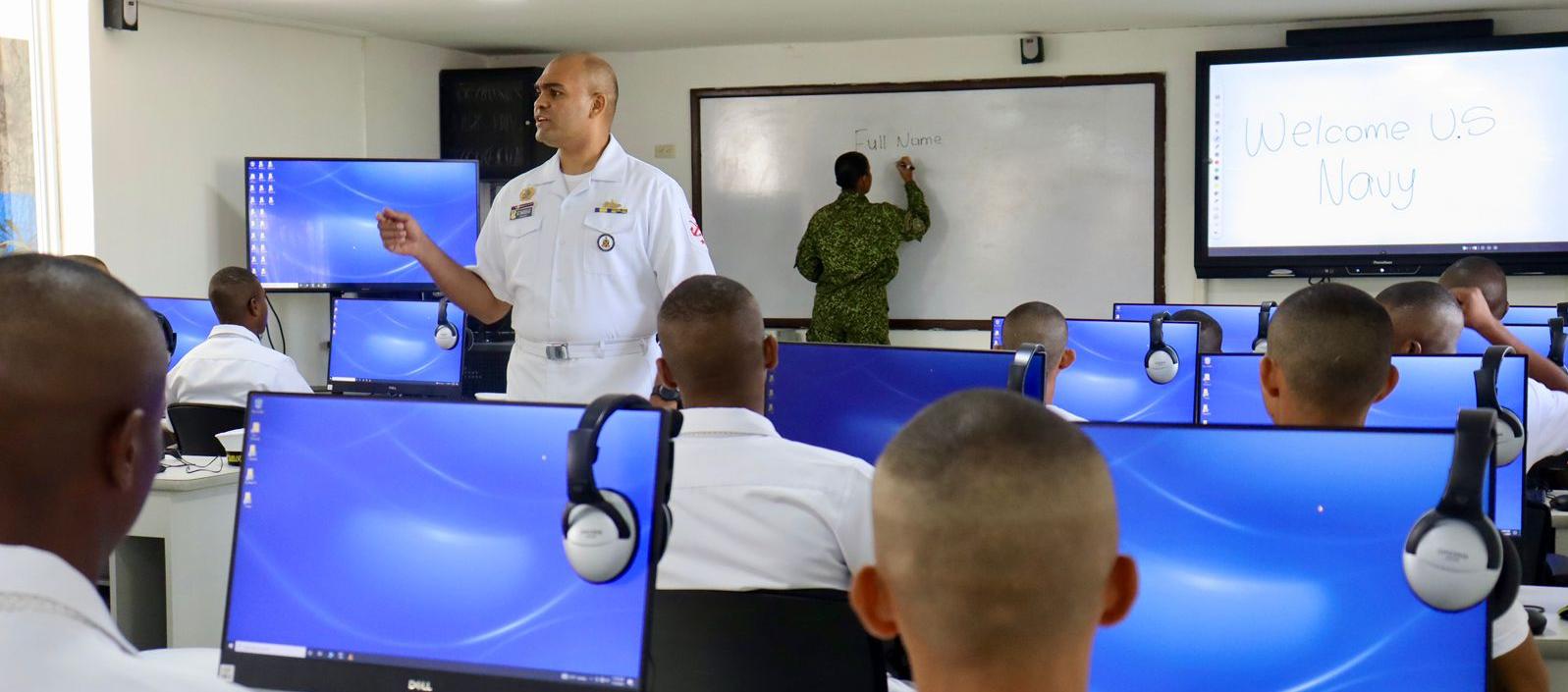 Los recursos fueron financiados por el International Military Education & Training (IMET) de EE.UU.