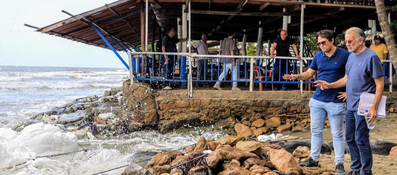 Eduardo Verano, Gobernador del Atlántico junto a Carlos Fidel Higgins, Alcalde de Juan de Acosta.