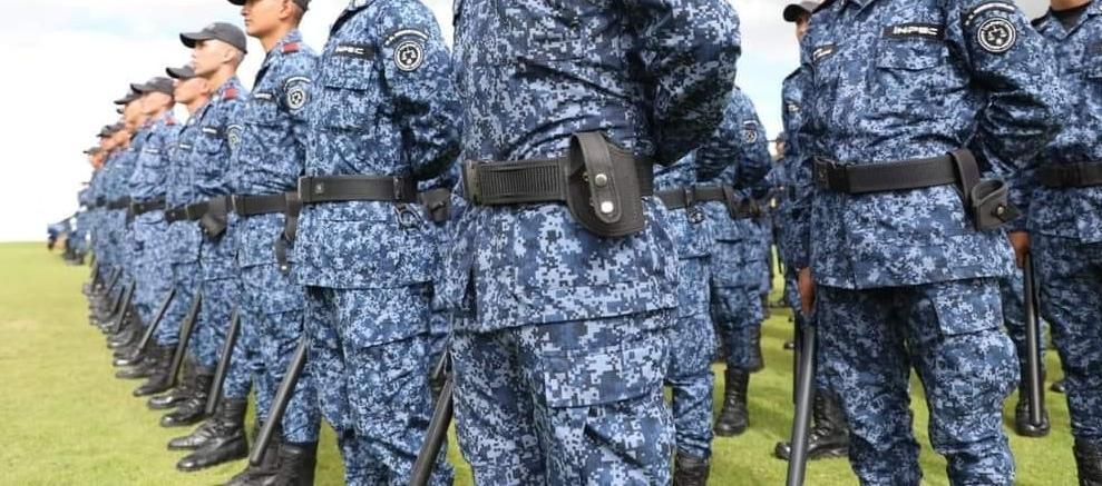 Funcionarios del Inpec.