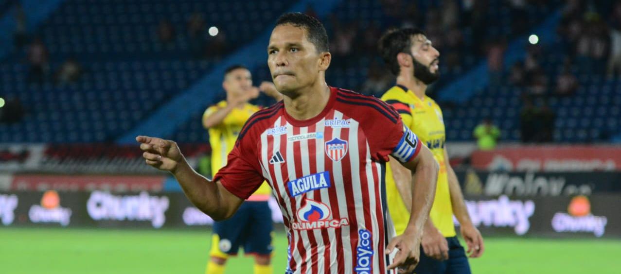 Carlos Bacca tras marcar el gol de pena máxima ante el Pasto. 