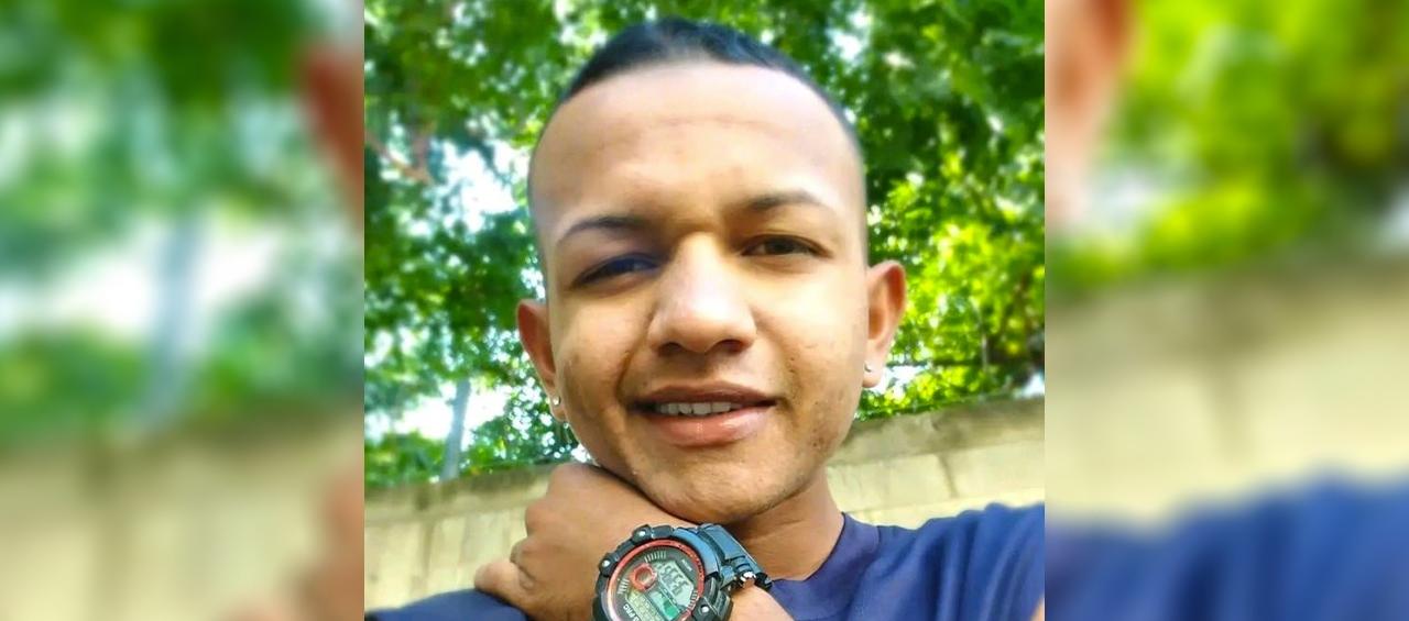  Giovanny Enrique Romero Díaz, de 24 años.