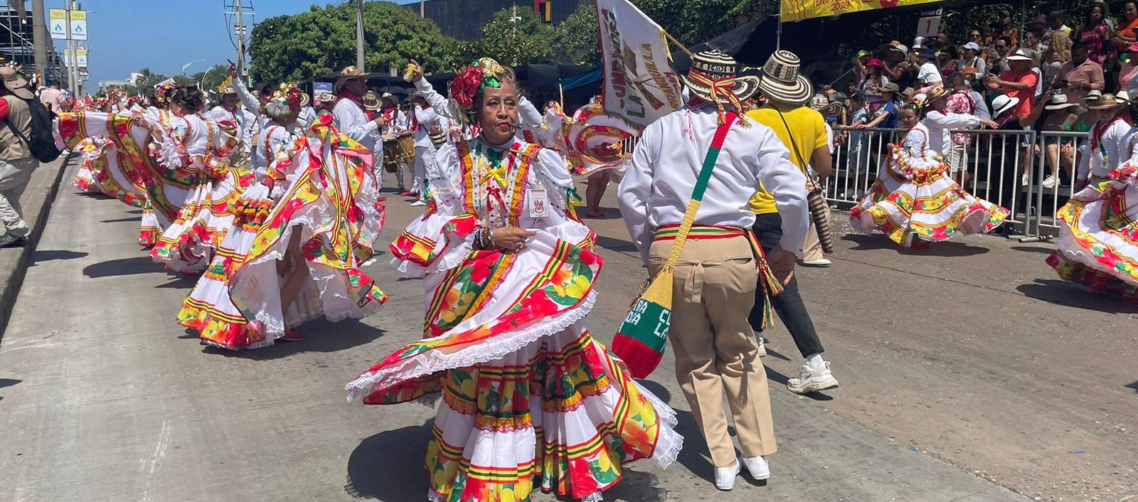 Luz Marina Zambrano Morelos durante la Batalla de Flores de la Vía 40.