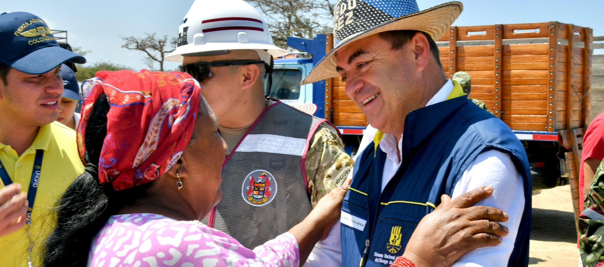 El director de la UNGRD, Olmedo López, en una visita a La Guajira