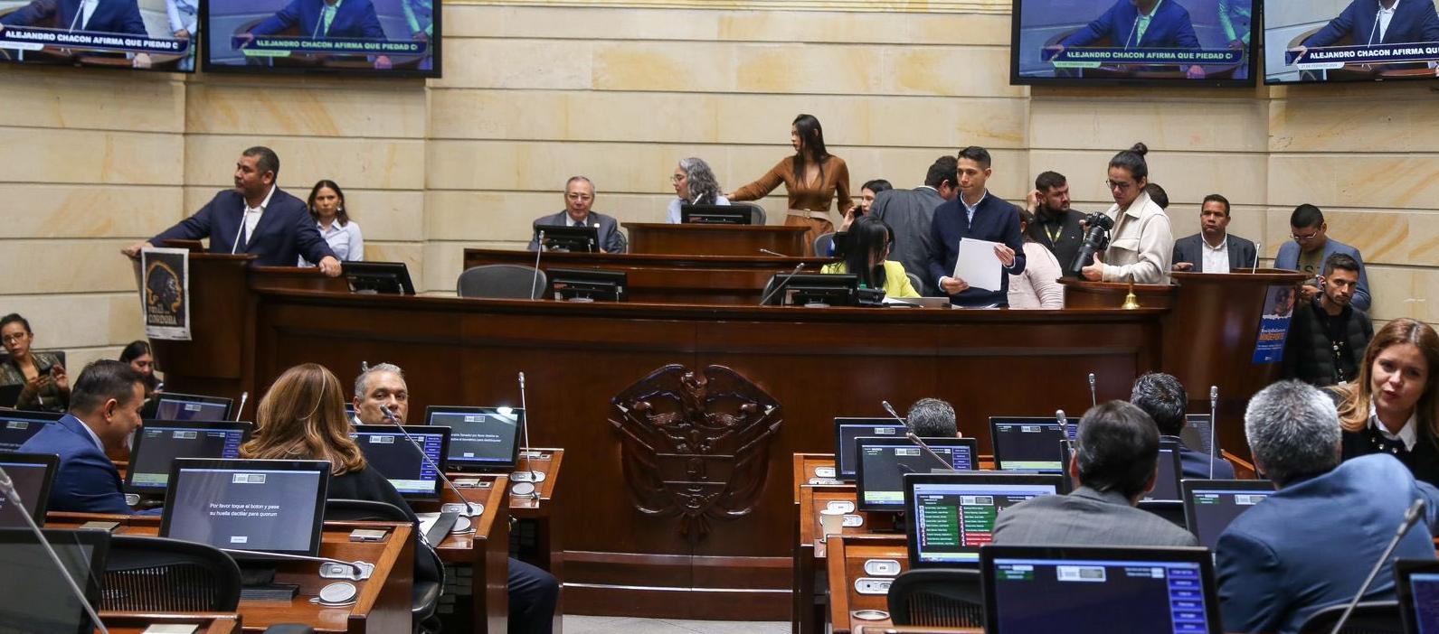 Senadores del Pacto Histórico promueven el proyecto.